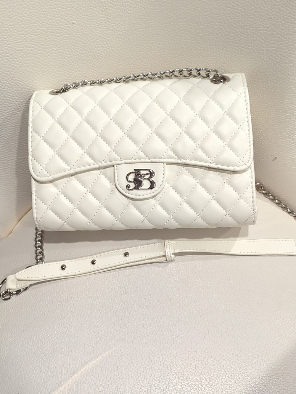 Quilted White Leather Crossbody with Silver Chain and Monogram Clasp
